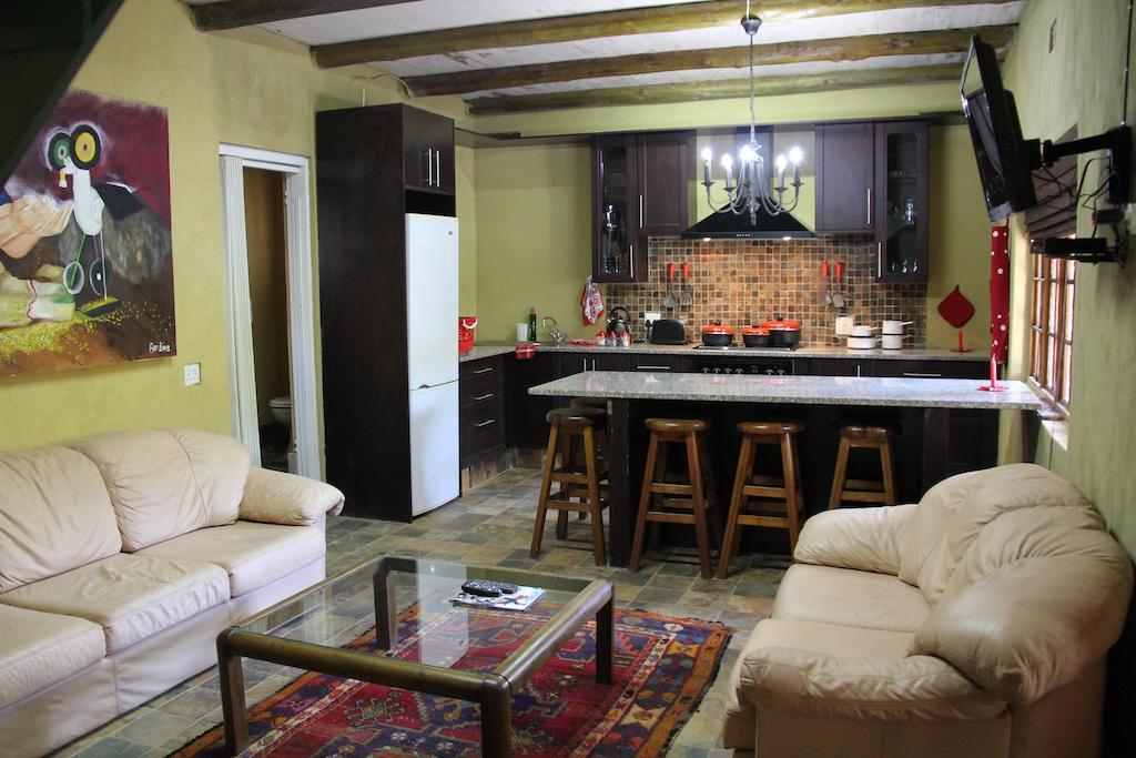 Hornbill Lodge Magaliesburg Szoba fotó