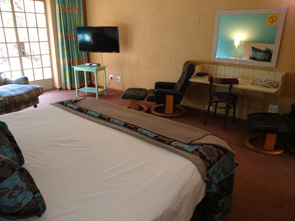 Hornbill Lodge Magaliesburg Szoba fotó