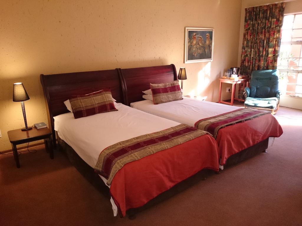 Hornbill Lodge Magaliesburg Szoba fotó